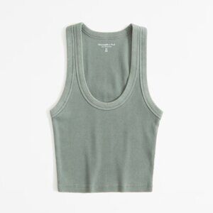 A&F Essential Scoopneck Tank